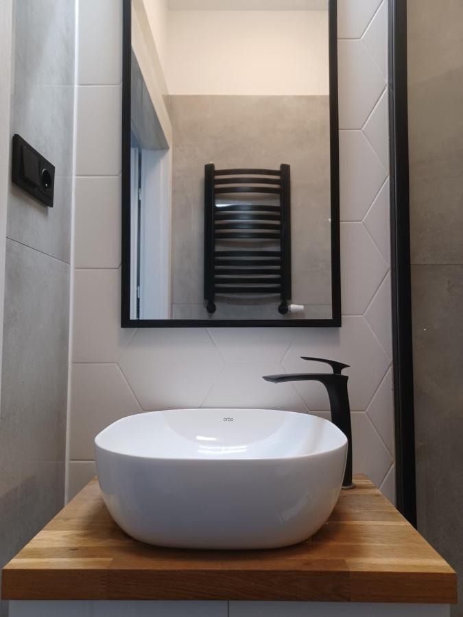 לודז' Apartament Piotrkowska 37 Studio מראה חיצוני תמונה